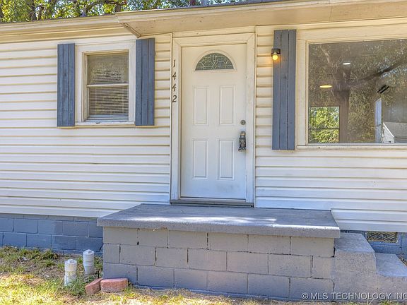 4th image of 1442 N Gary Ave