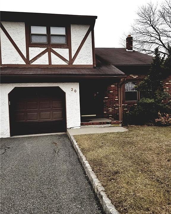 1st image of 20 Winsor Ct #2920