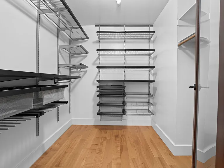460 S Spring St #512 — Photo 15