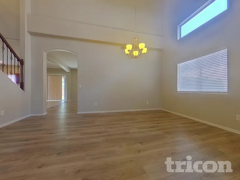 23873 W Bowker St — Photo 3