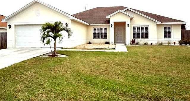 1st image of 2001 SE Dranson Cir