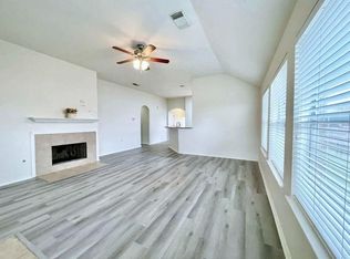 6902 Stoneyvale Dr, Houston, TX 77083