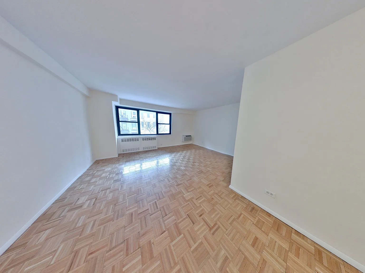 350 West 51st Street — Photo 3