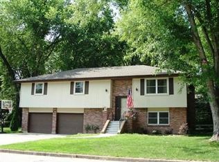 2631 Sue Dr, Jefferson City, MO 65109