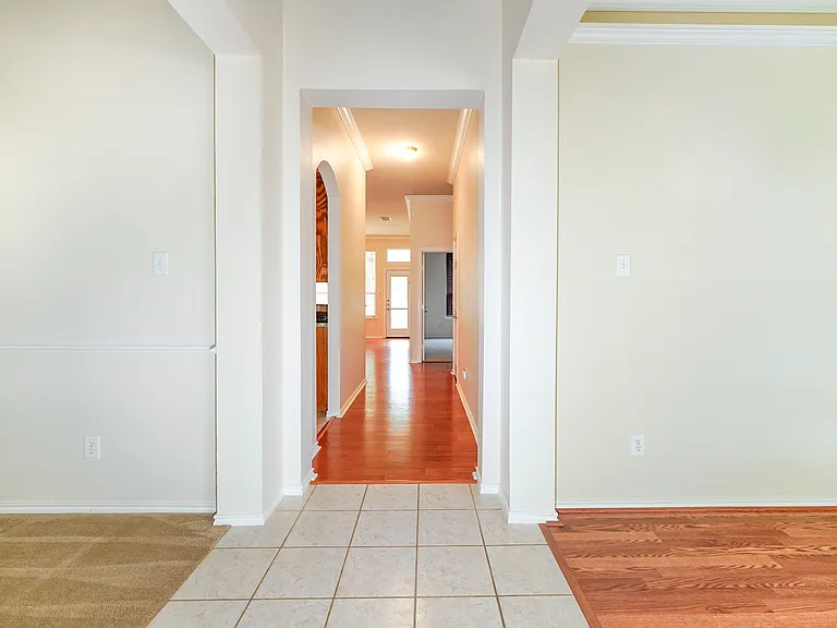 1417 Lowes Farm Pkwy — Photo 6