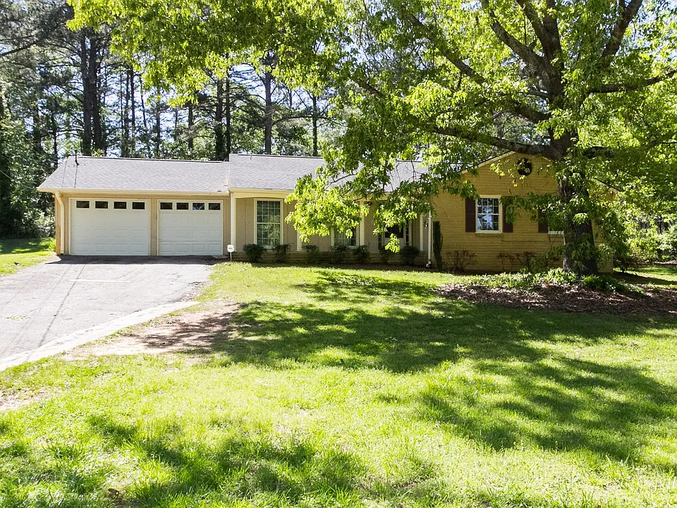 3720 Sunny Hill Dr