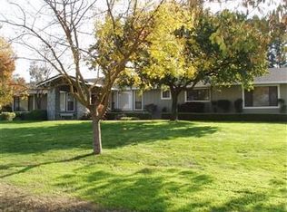 8218 Oak View Dr, Oakdale, CA 95361