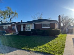 8731 Kinmore St, Dearborn Heights, MI 48127