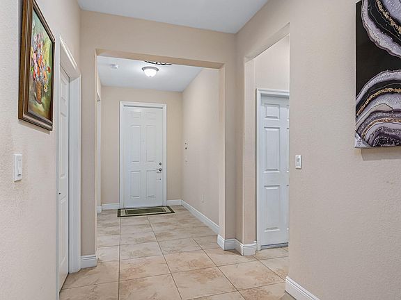 4th image of 1296 NW Leonardo Circle