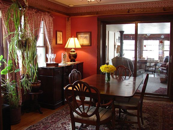 Formal Dining