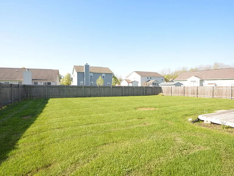 6917 Tree Top Ln — Photo 27
