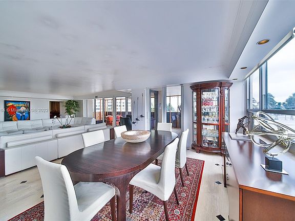 5th image of 2 Grove Isle Dr #B201
