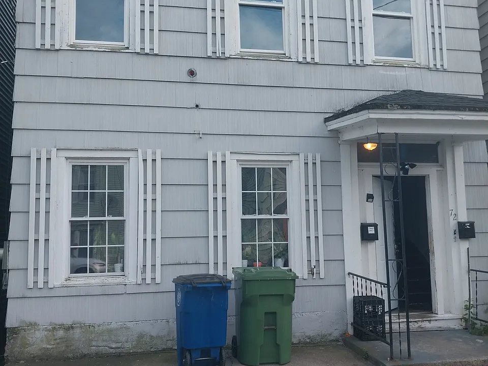 72 Heartt Ave #2