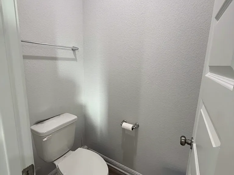 2417 Lucy Axel Ln — Photo 24
