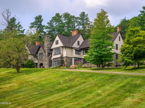 399 Under Mountain Rd, Lenox, MA 01240