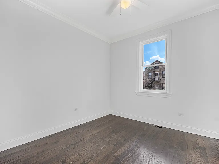 1317 W 18th Pl #2F — Photo 15