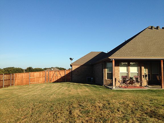 3rd image of 281 Highland Dr