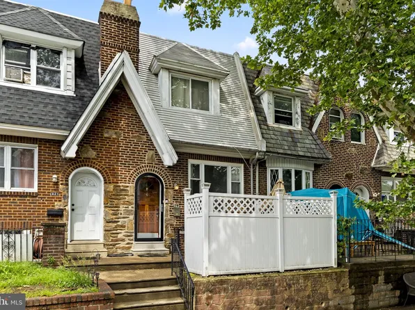 923 Anchor St, Philadelphia, PA 19124