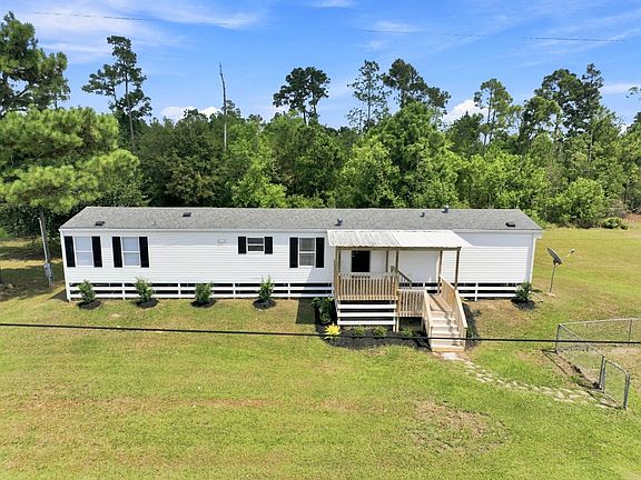 3rd image of 9443 Nash Ln