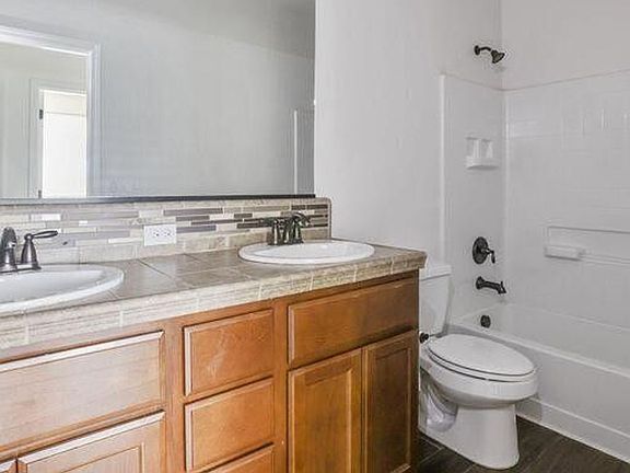 3rd image of 3544 W Harold Ave