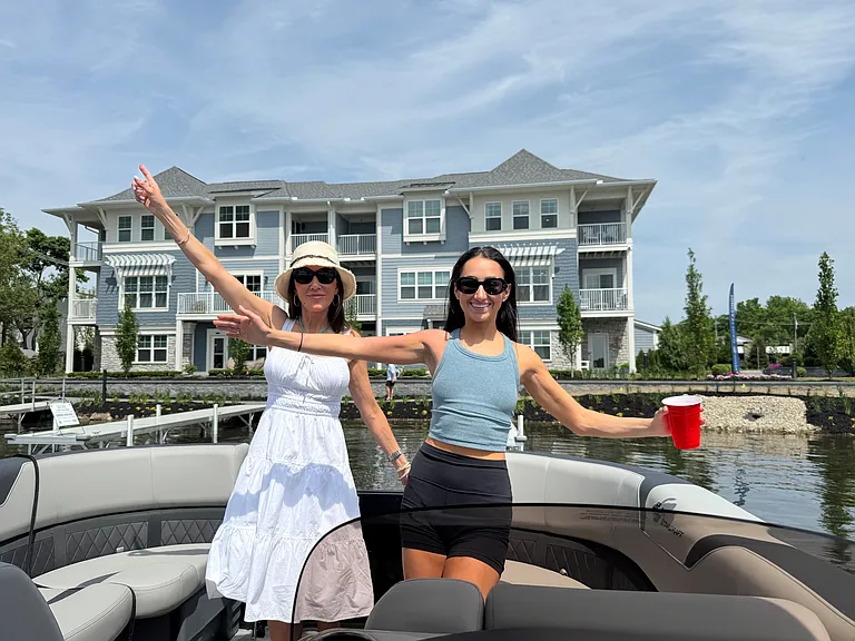 Mystic Cove - Luxury Lakefront Living — Photo 7