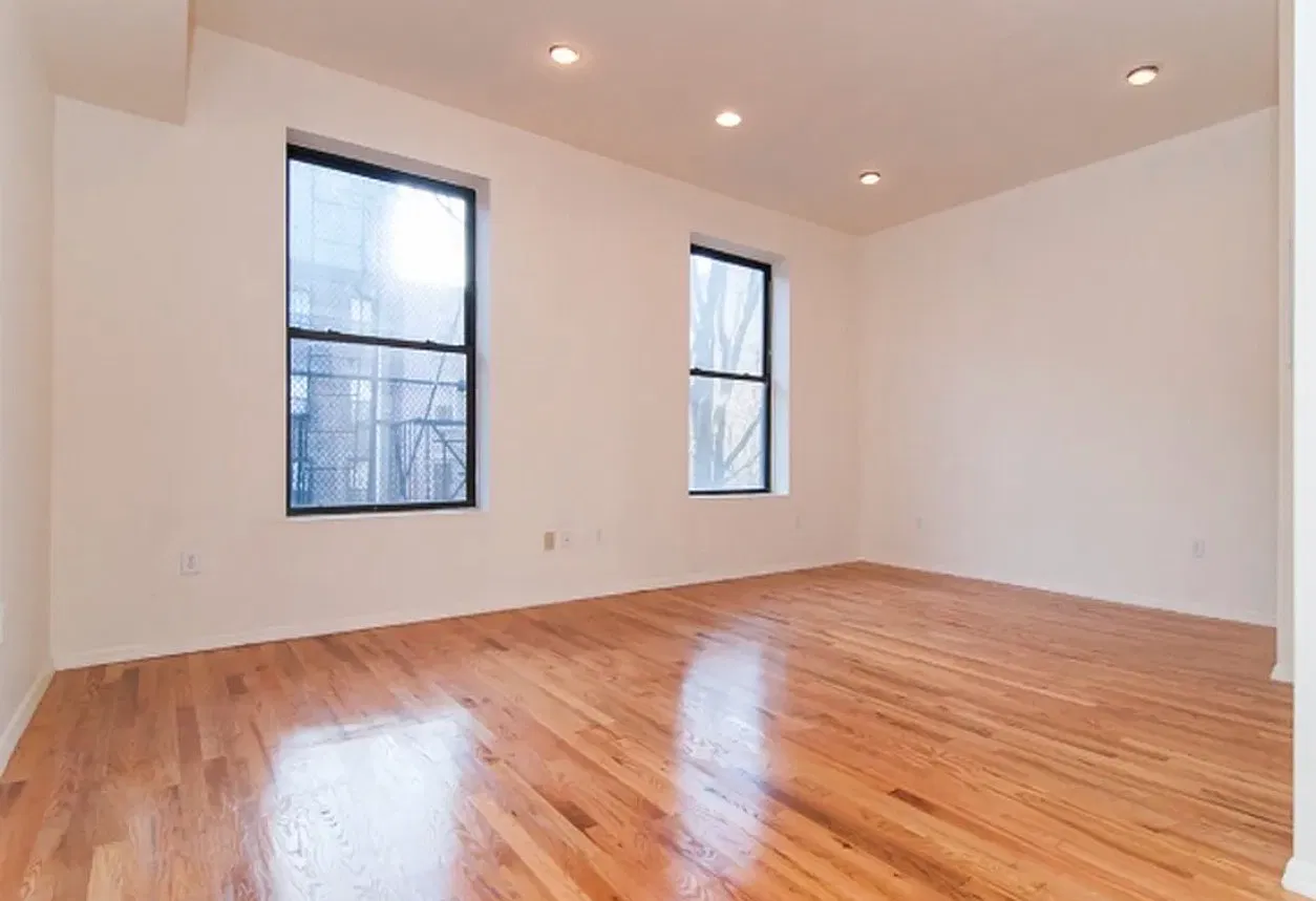 512 East 119th Street — Photo 4