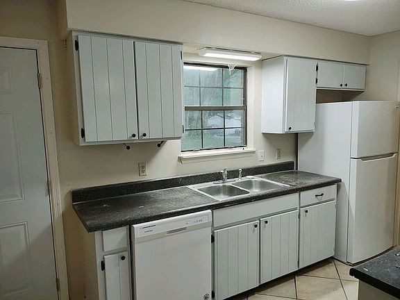 All New Appliances and freshPaint
