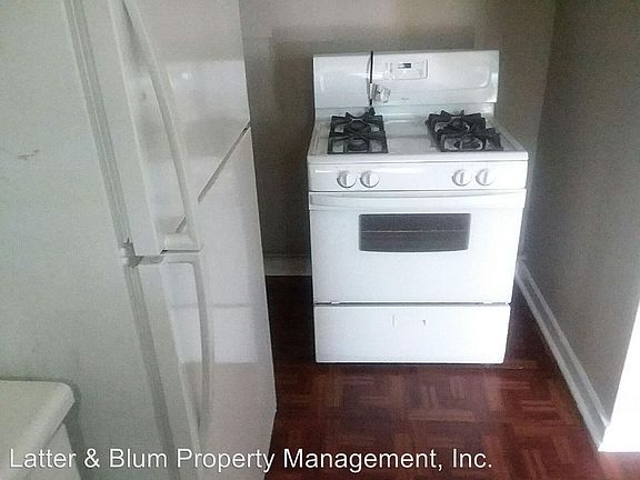 5th image of 2114 Toledano St APT 7