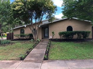 8540 Van Pelt Dr, Dallas, TX 75228