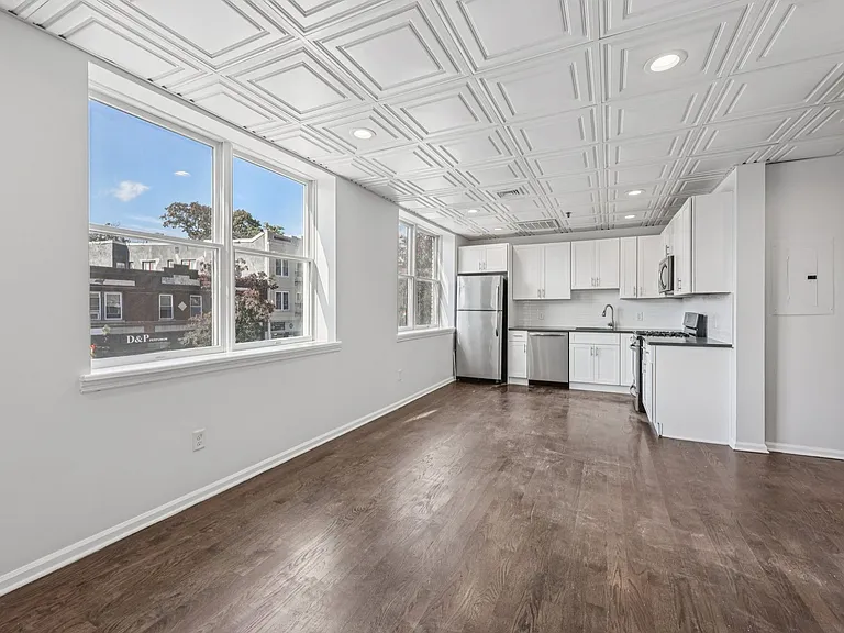 331 Bloomfield Ave — Photo 11