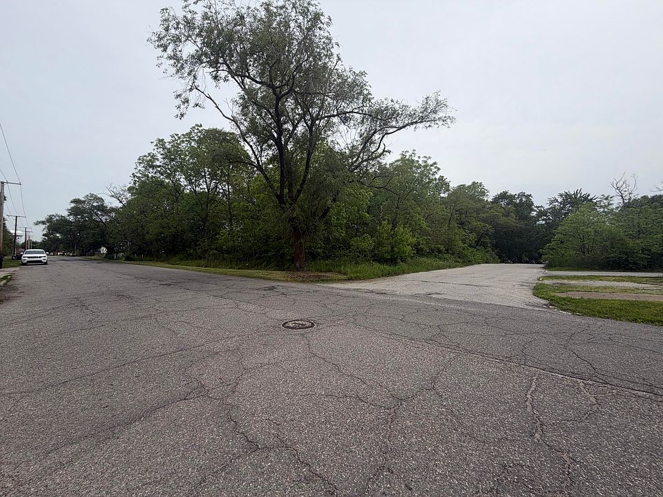 2nd image of 501 W 41st Ave
