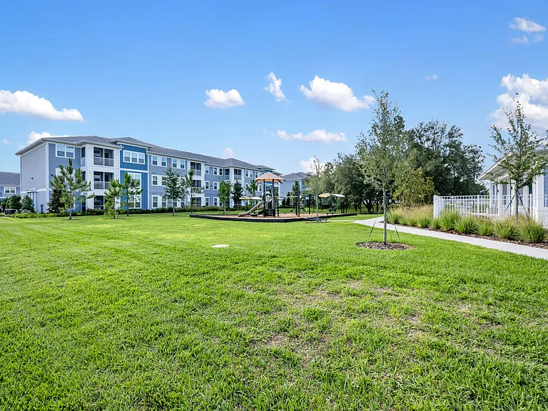 Dunson Grove Apartments — Photo 57