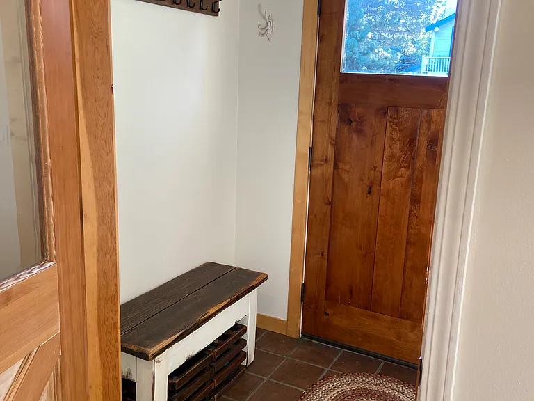 125 Wagon Wheel Rd — Photo 10