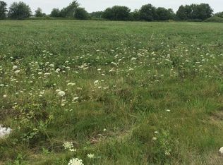 401 S Hadsall St, Genoa, IL 60135