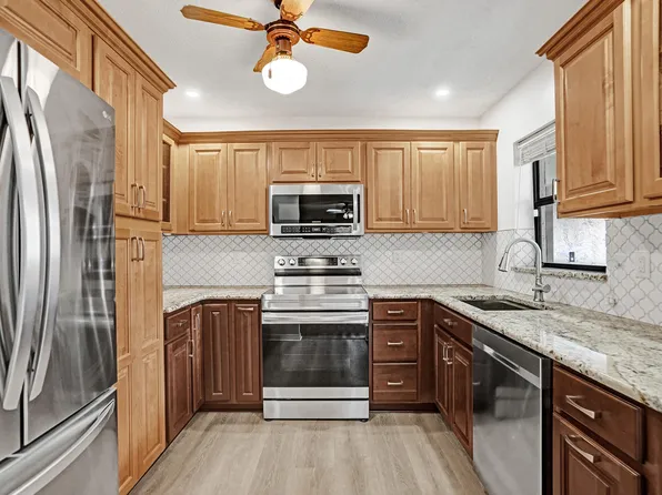 2541 N Carambola Circle #1832, Coconut Creek, FL 33066