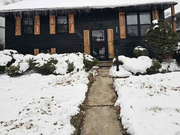 295 Chappel Ave, Calumet City, IL 60409