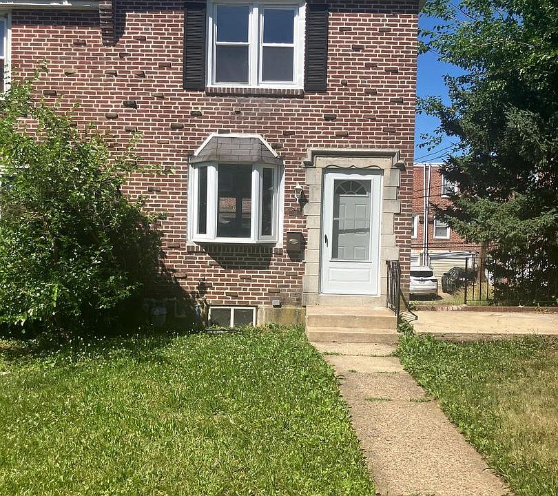 1st image of 512 S 2nd St