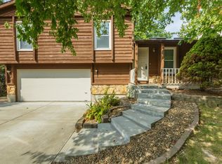 23 S Lang Dr, O Fallon, MO 63366