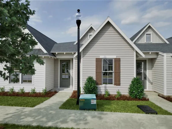 113 Summer St, Opelika, AL 36804