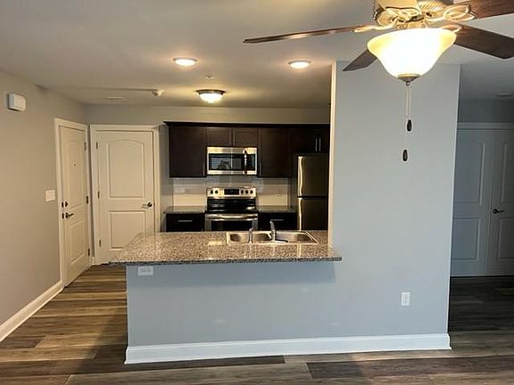 2nd image of 377 Delaware St #4