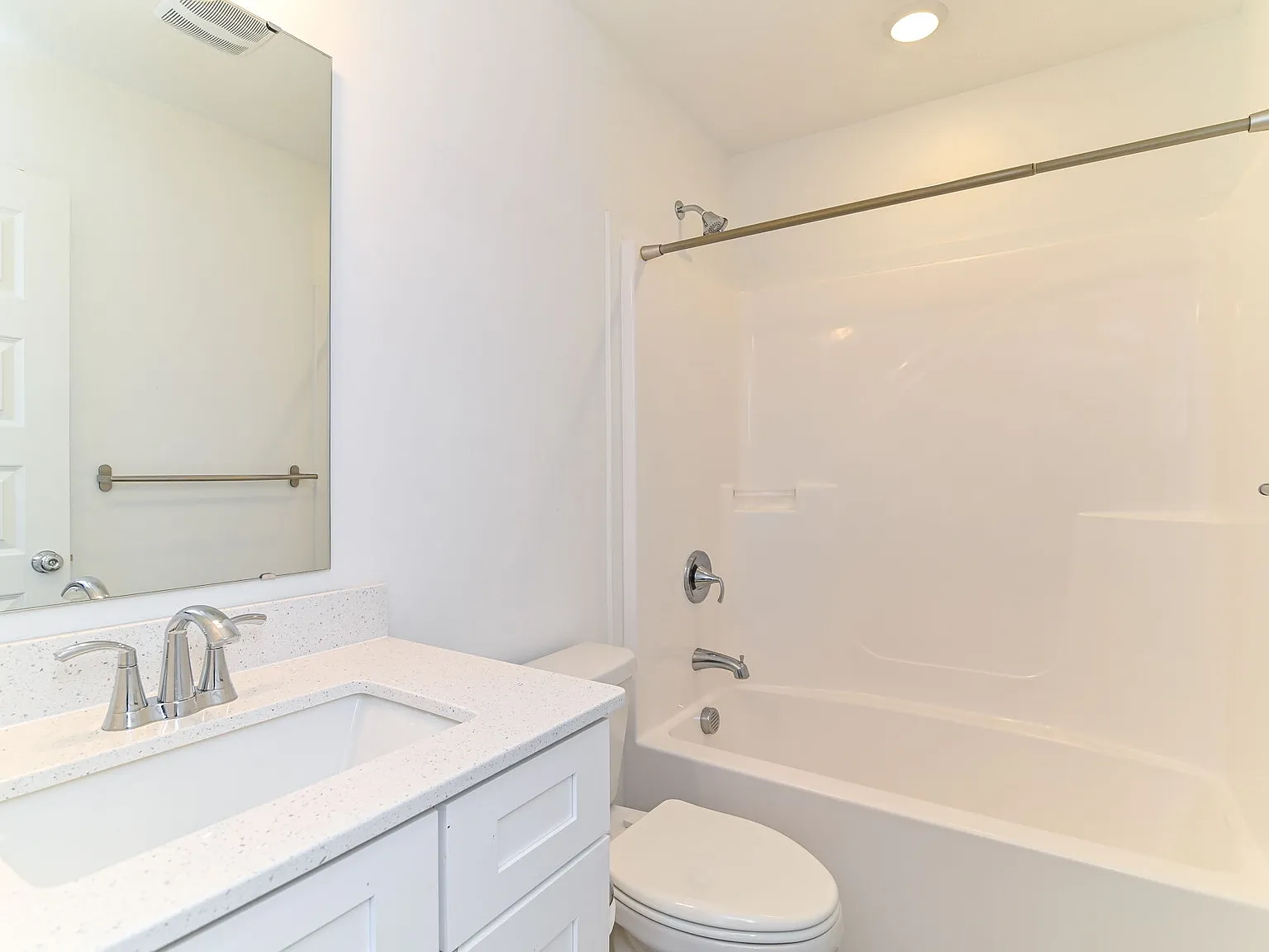 3 bed, 2273 sqft, $2,795 — Photo 4
