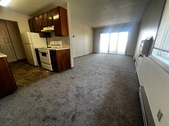 5th image of 304 31st Ave N #201