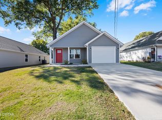2103 Ennis St, Milan, TN 38358