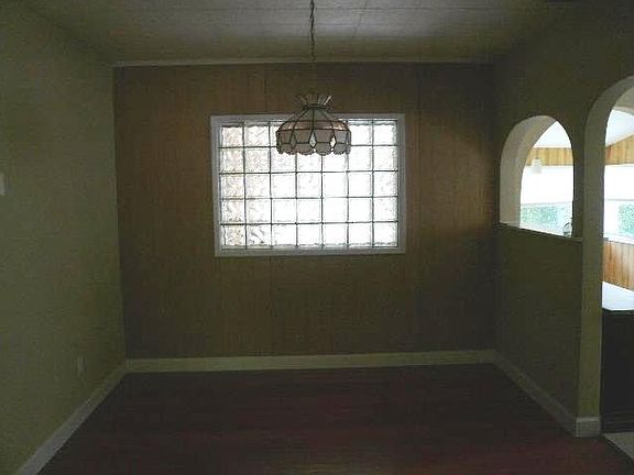 4th image of 1749 23rd St