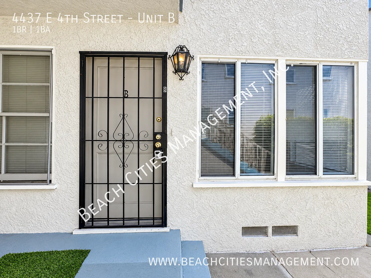 Adorable One Bedroom One Bathroom Apartment In Long Beach! — Photo 3