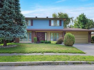 1712 Playfair Dr, Ottawa, ON K1H5S6