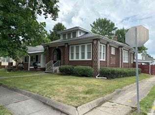 1301 W Edwards St, Springfield, IL 62704