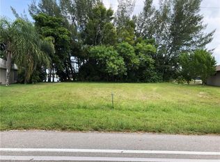 2507 Aviation Pkwy, Cape Coral, FL 33904