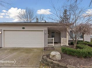 288 Winchester St, South Lyon, MI 48178