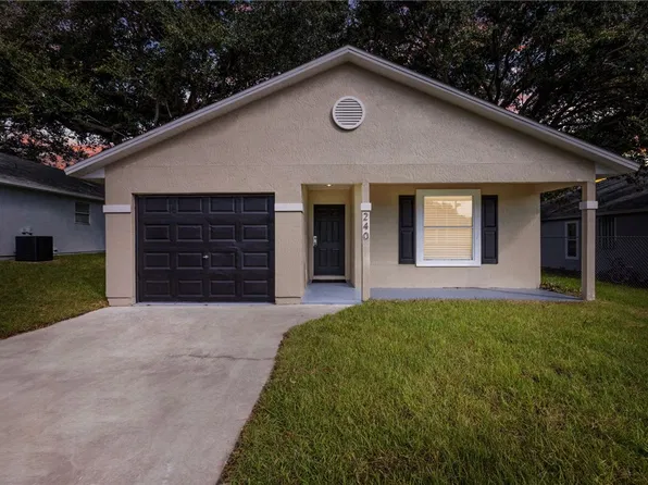 240 12th St SW, Vero Beach, FL 32962